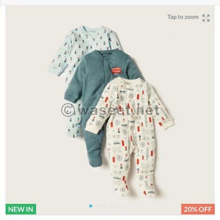 ملابس أطفال ورضع متنوعه 2