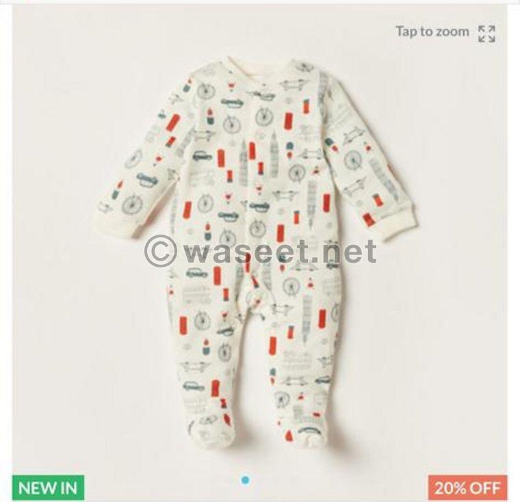 Various baby and baby clothes 4