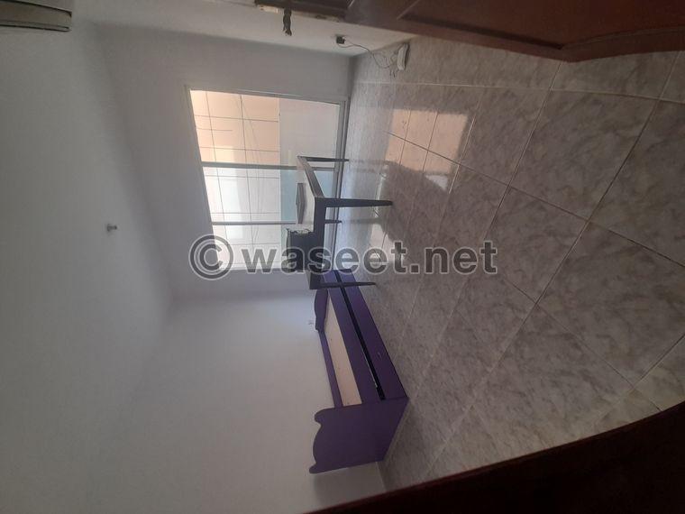 One bedroom and a hall for rent in Abu Dhabi Al Mushrif 4