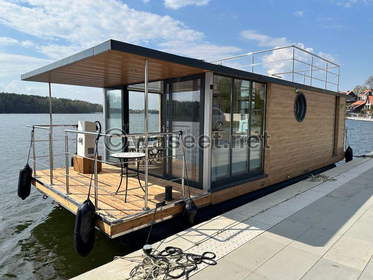 LAKESTAR 1000 HOUSEBOAT HOUSE ON THE WATER 0