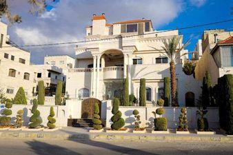 Villa for sale in Jordan Amman Abu Nseir above Jordan Street 