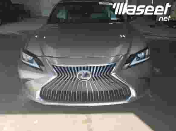 للبيع لكزس ES 350 موديل 2021  للبيع لكزس ES 350 موديل 2021