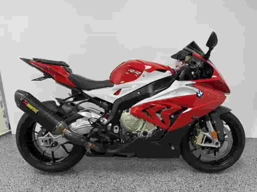 2015 بي إم دبليو موديل S1000RR 2015 بي إم دبليو موديل S1000RR