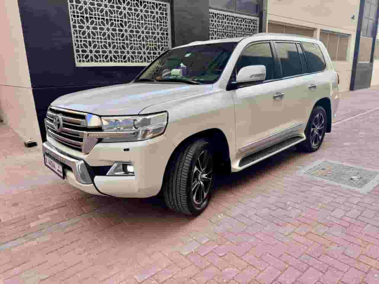 For sale: Toyota Land Cruiser model 2017 For sale: Toyota Land Cruiser model 2017