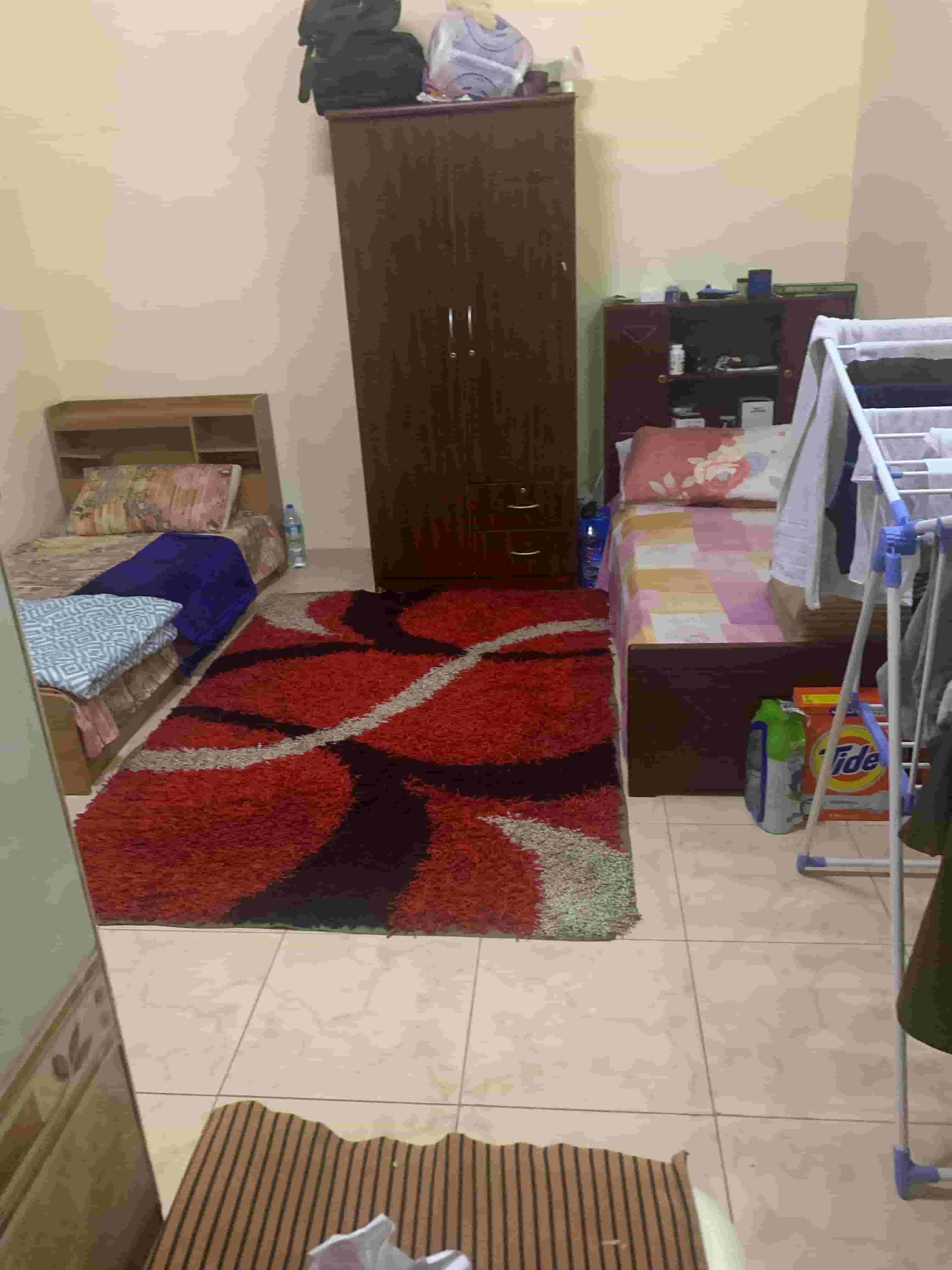 مطلوب شاب عربي للمشاركة في استوديو مطلوب شاب عربي للمشاركة في استوديو