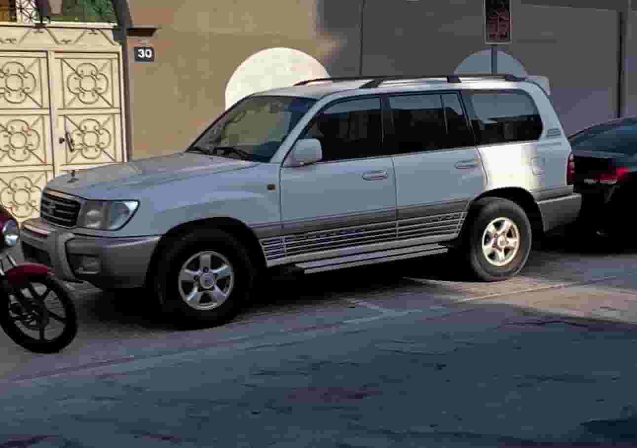 للبيع تويوتا لاندكروزر 2001 للبيع تويوتا لاندكروزر 2001