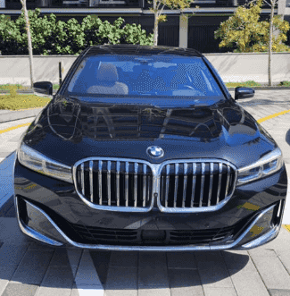 سيارة بي إم دبليو 750Li xDrive 2021 سيارة بي إم دبليو 750Li xDrive 2021