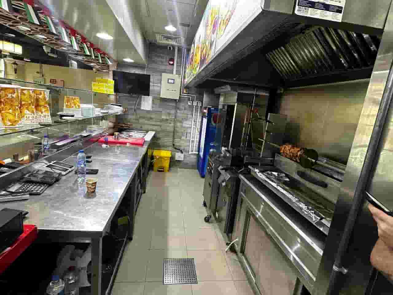 مطعمين للبيع مطعمين للبيع