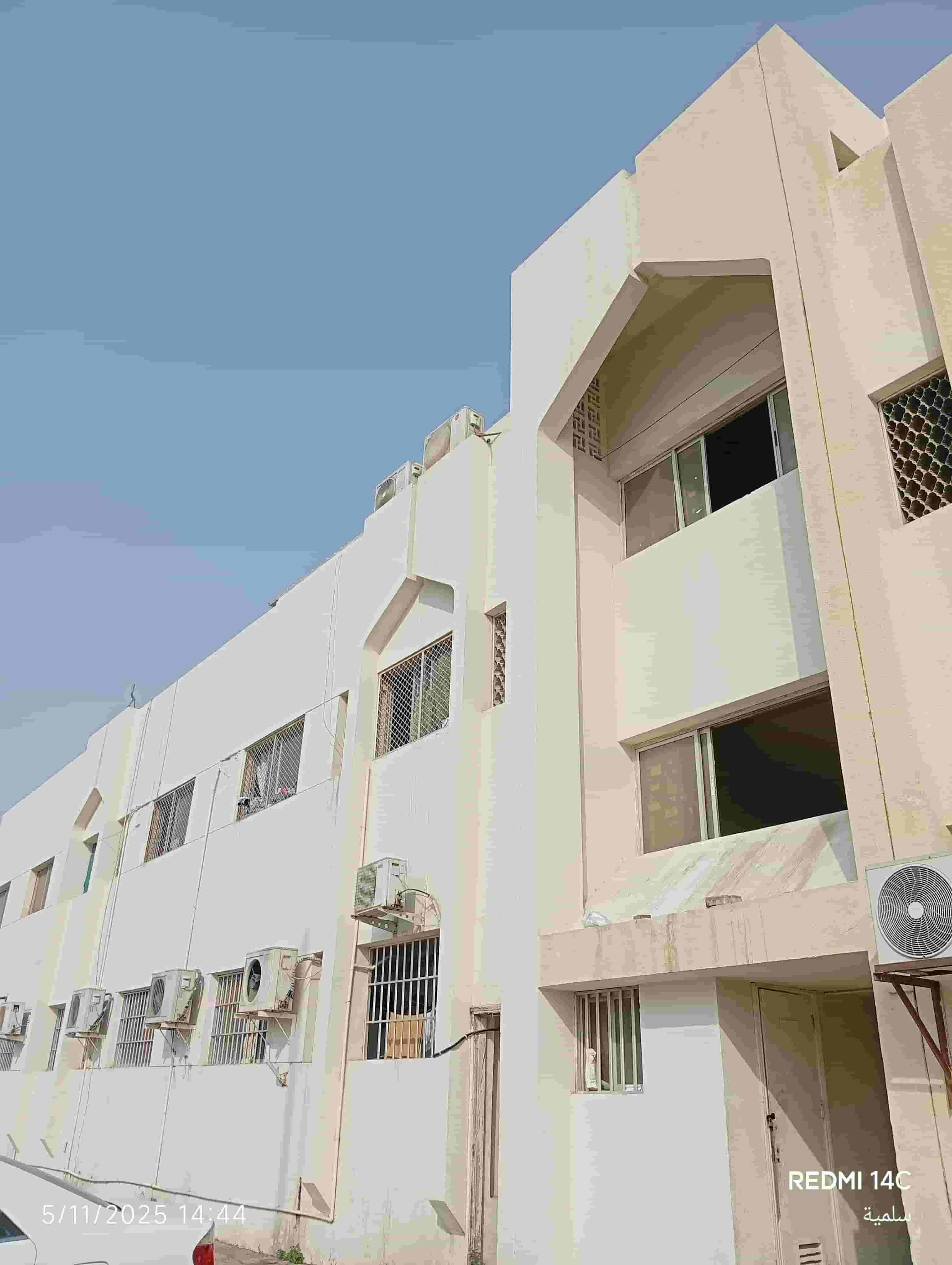 بناية للبيع في مدينة أبو ظبي بناية للبيع في مدينة أبو ظبي