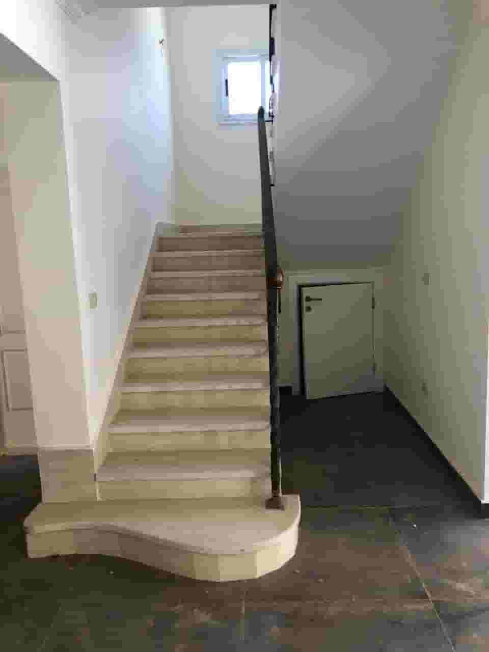 فيلا للبيع بدبي فيلا للبيع بدبي