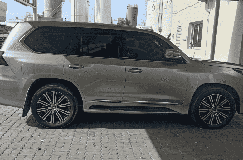 سياره ليكزس للبيع سياره ليكزس للبيع