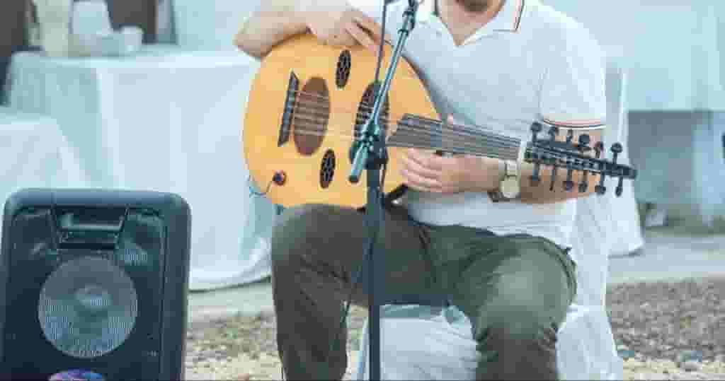 عازف عود محترف في الإمارات عازف عود محترف في الإمارات