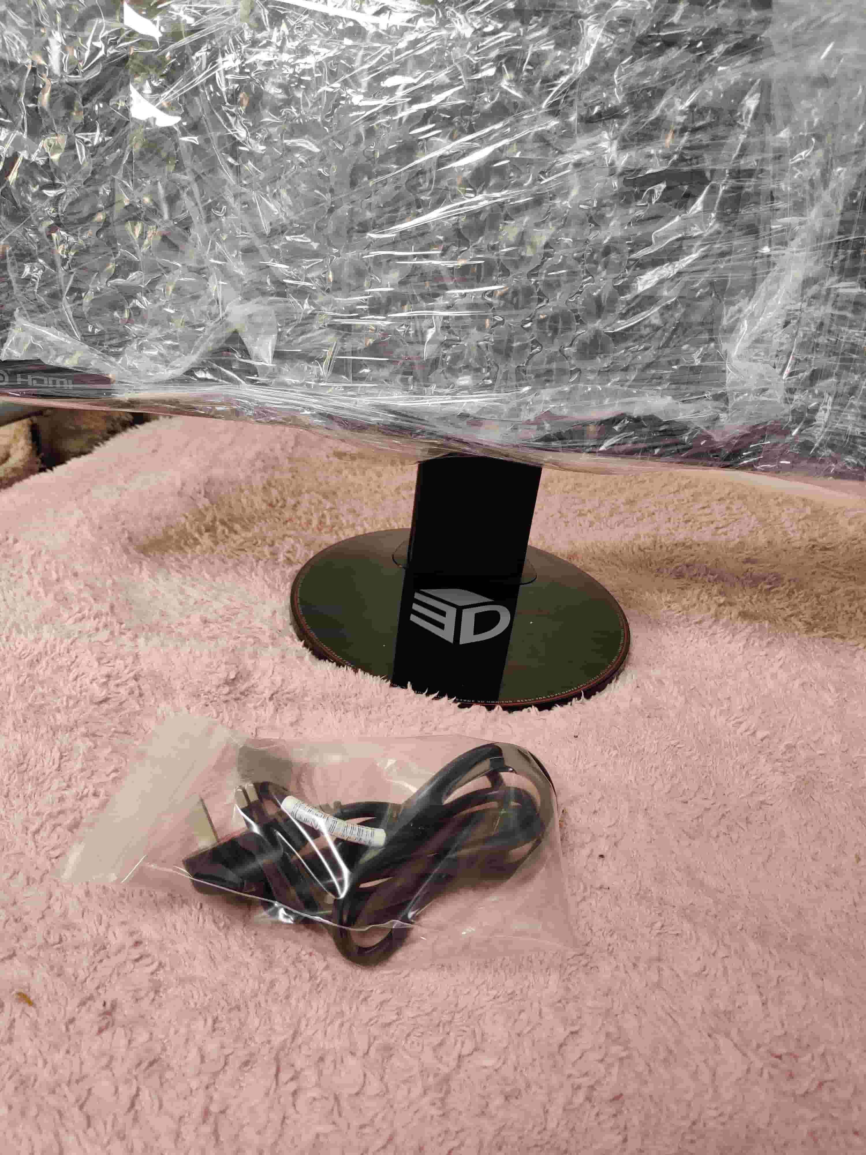 للبيع شاشة أسوس 24 بوصة للبيع شاشة أسوس 24 بوصة