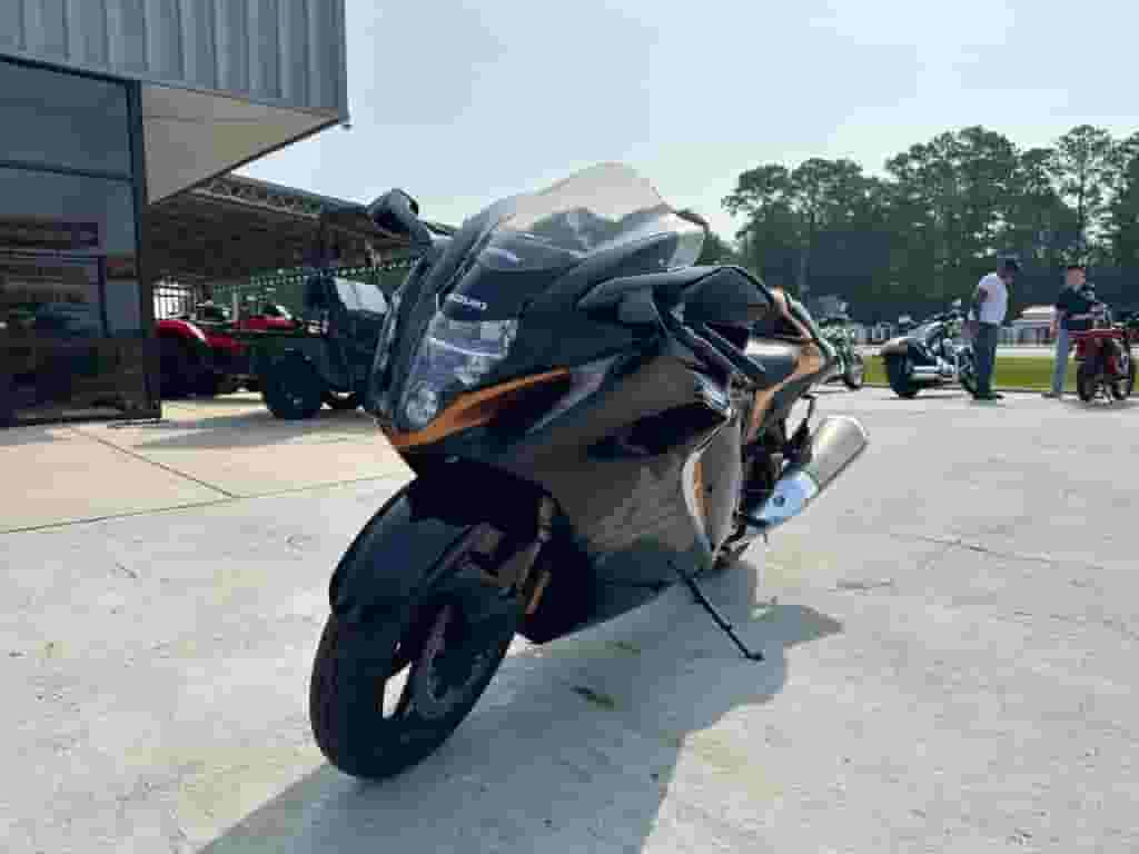 2022 سوزوكي هايابوسا 2022 سوزوكي هايابوسا