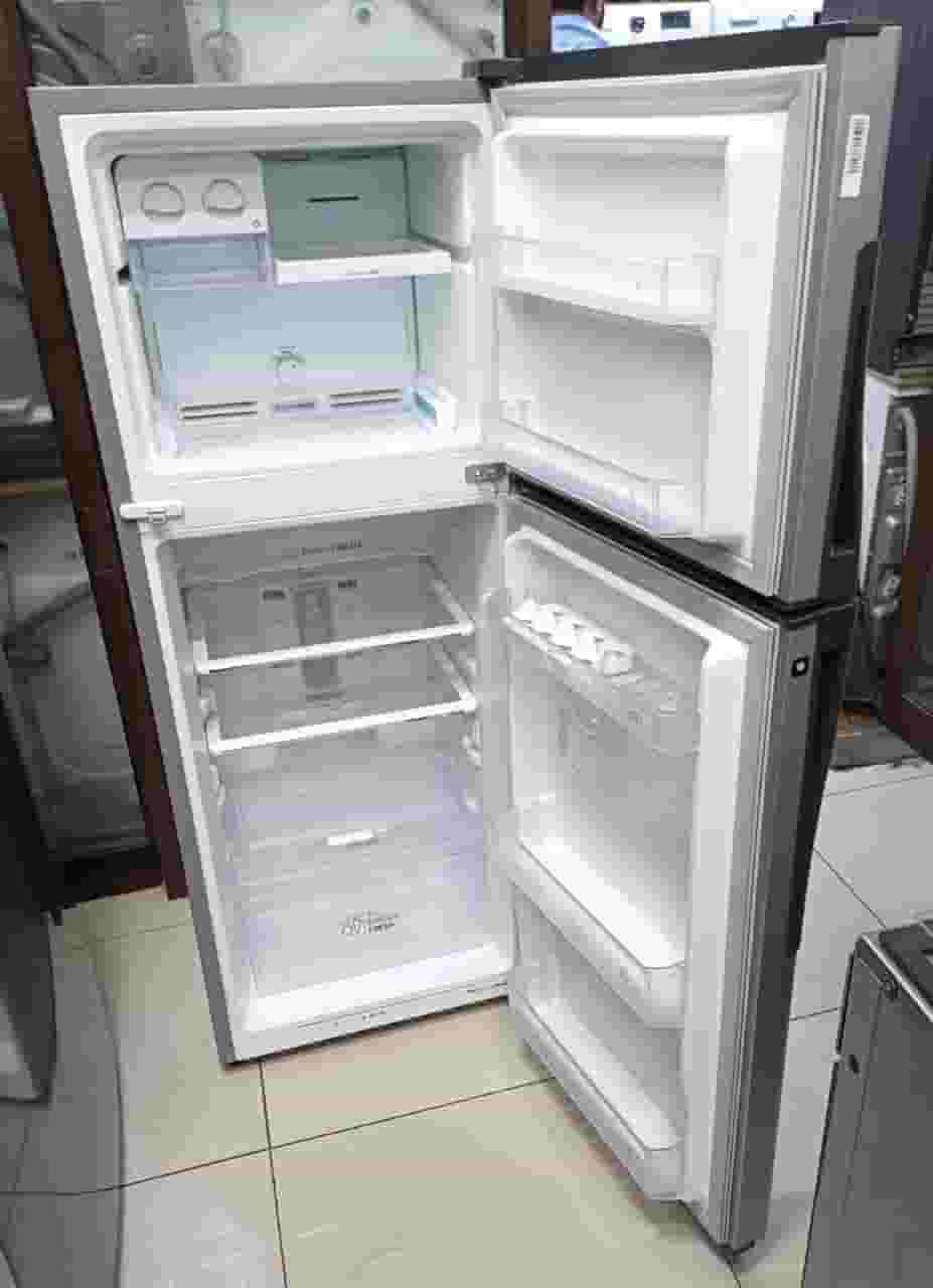 إعلان بيع ثلاجة ويرلبول إعلان بيع ثلاجة ويرلبول