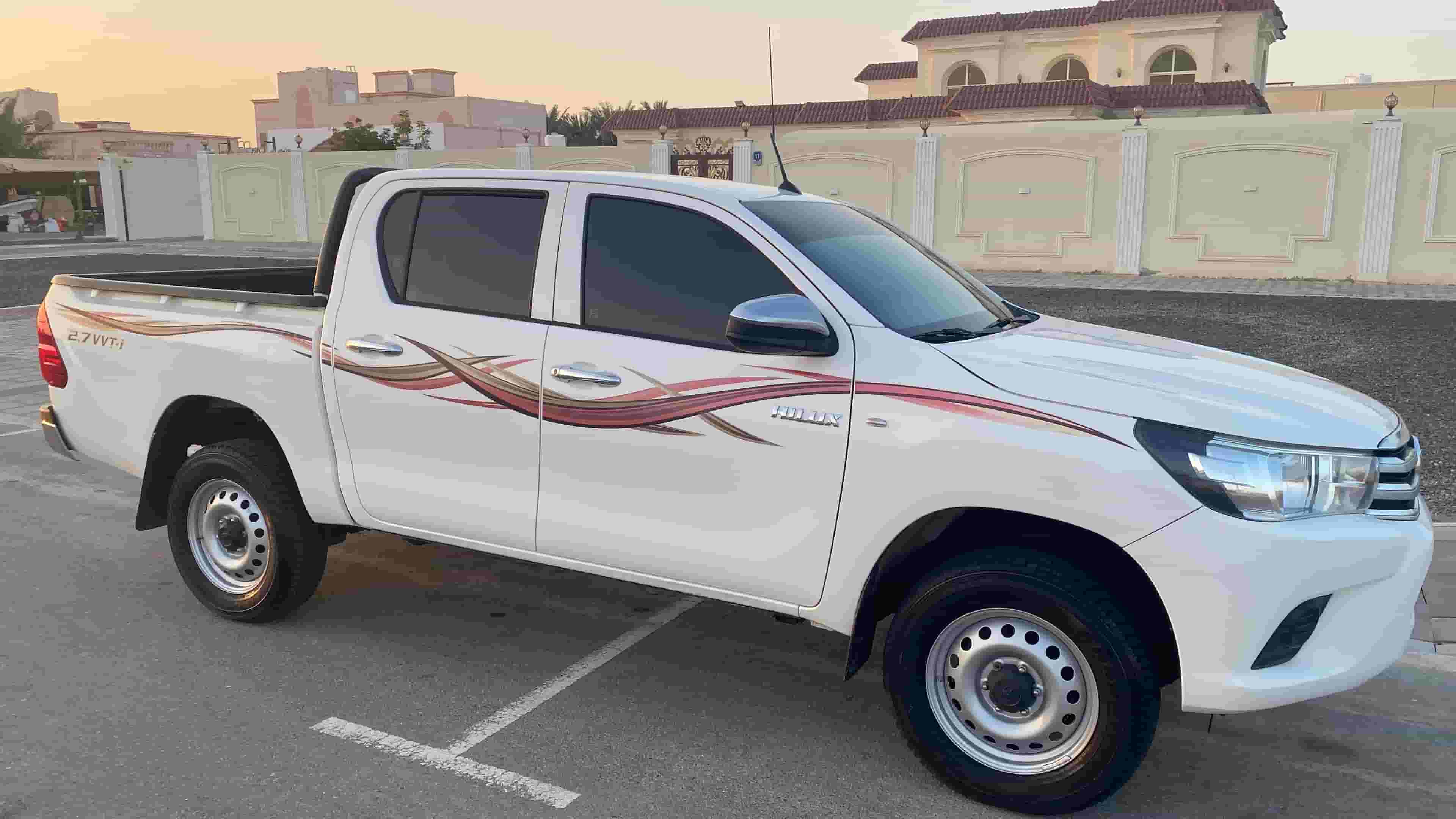 هيلوكس 2021فورويل صبغ وكاله هيلوكس 2021فورويل صبغ وكاله