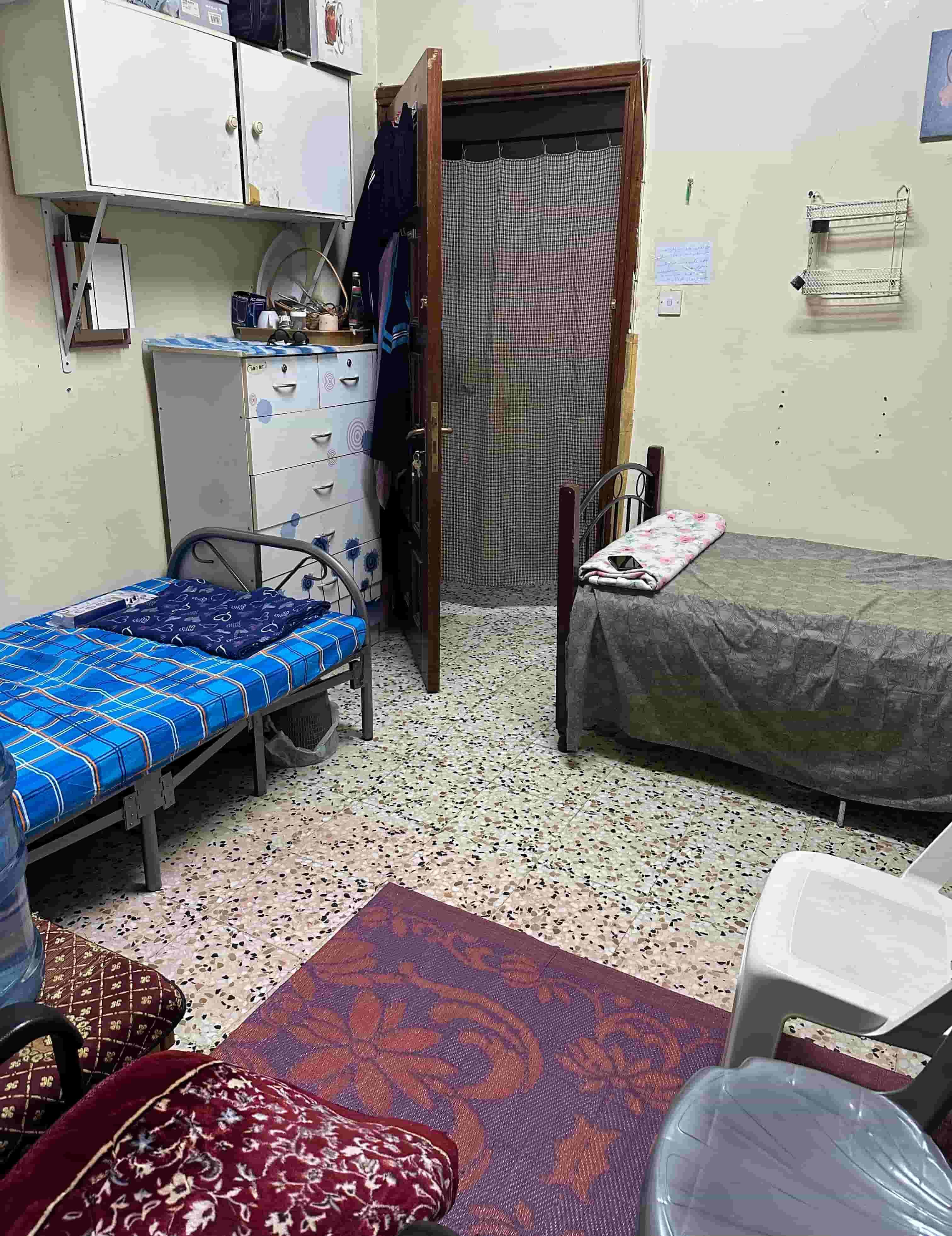 مطلوب بنت واحدة لمشاركة سكن مصفح الشعبية 10 مطلوب بنت واحدة لمشاركة سكن مصفح الشعبية 10