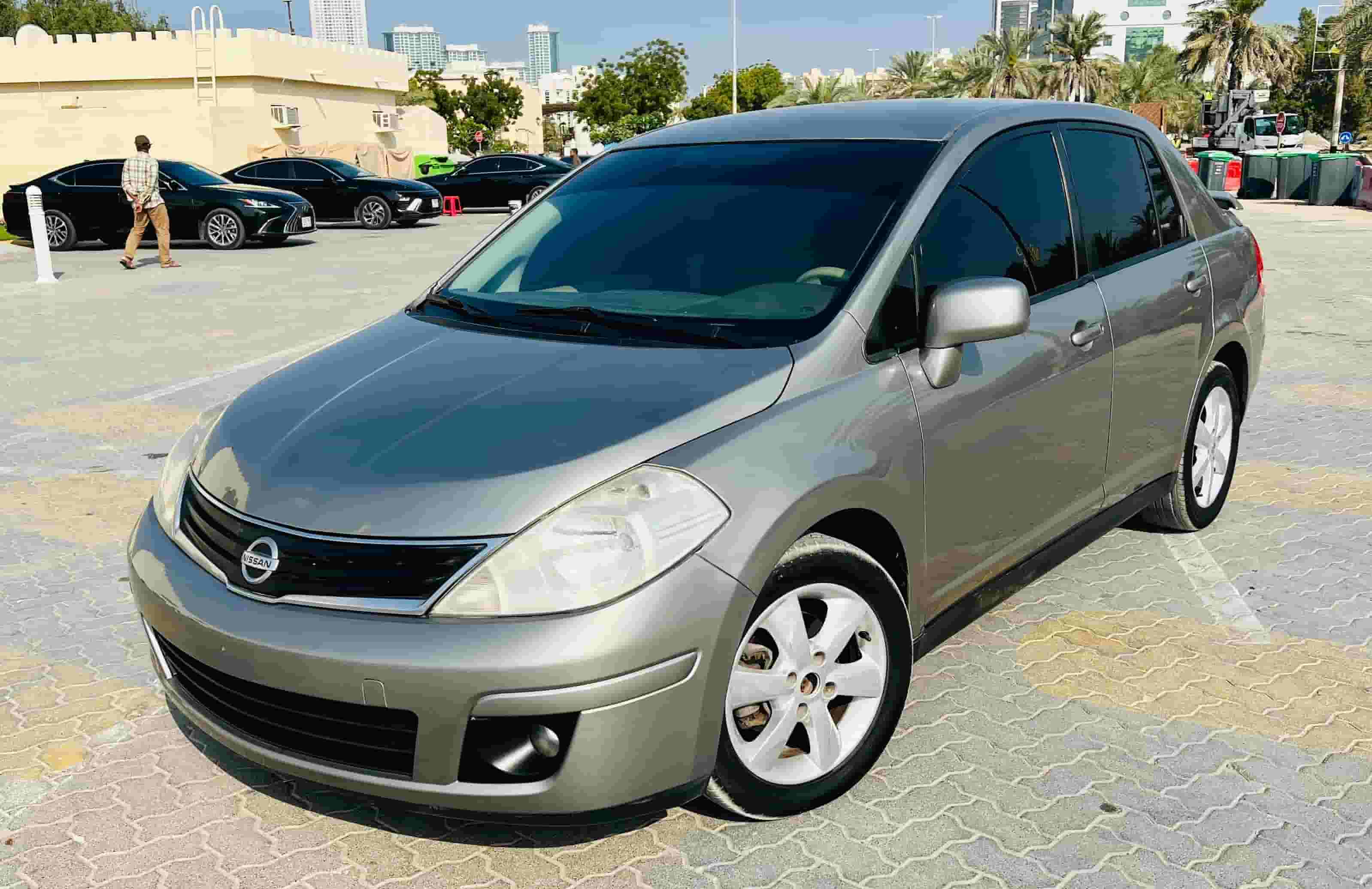 Nissan Tiida 2012 Nissan Tiida 2012