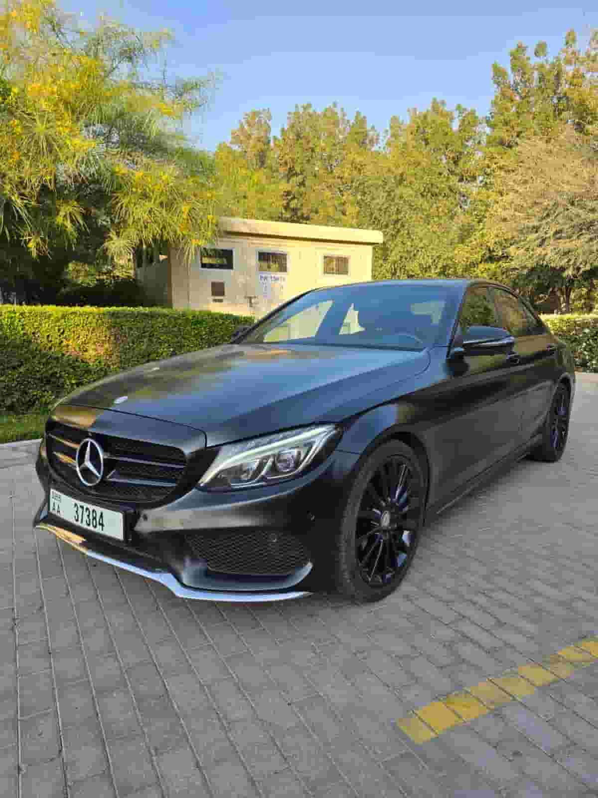 Mercedes C200 V4 2.0L Full Option GCC AMG/// Kit Model 2017 Mercedes C200 V4 2.0L Full Option GCC AMG/// Kit Model 2017