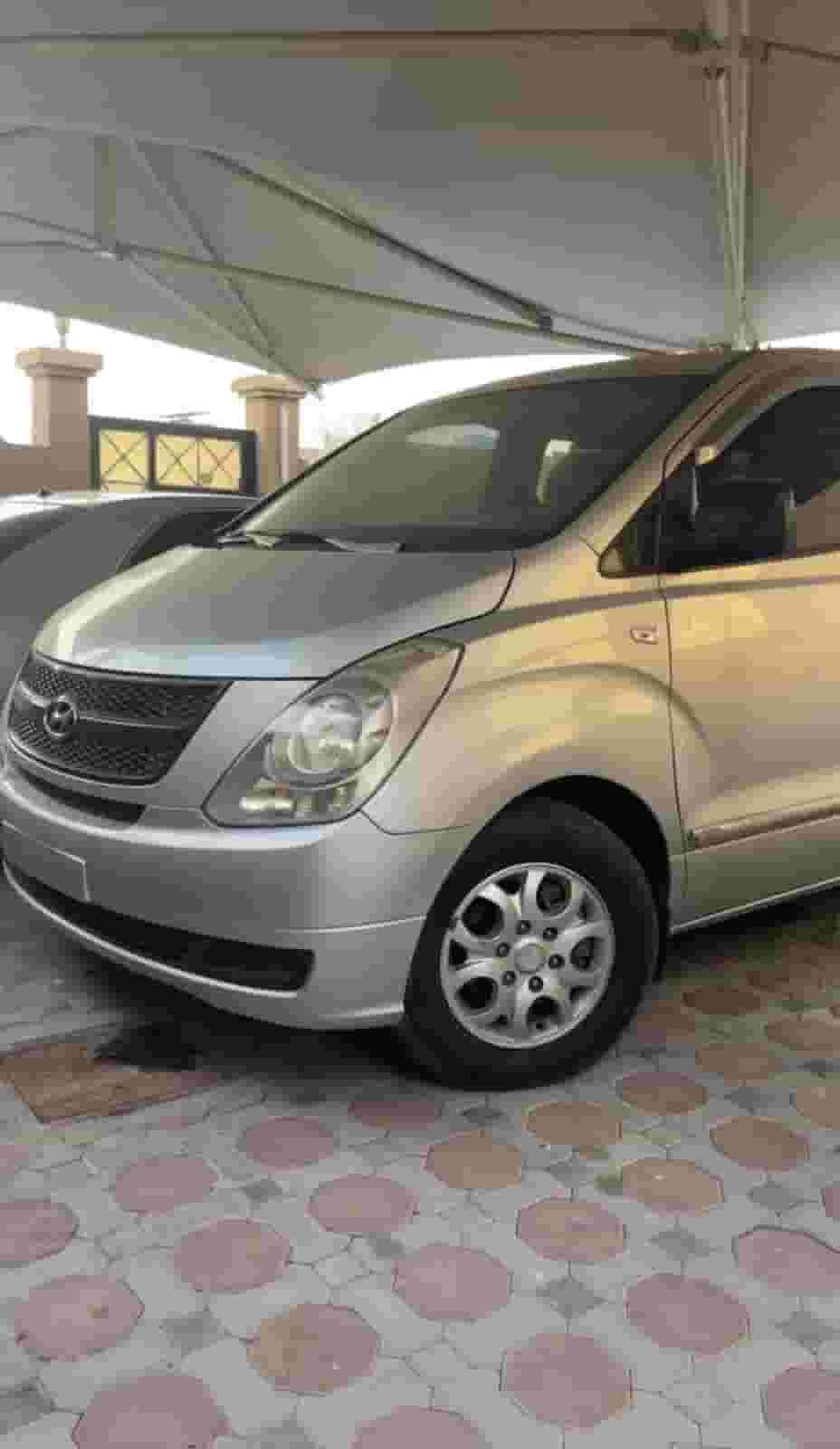 هيونداي H1 2010 هيونداي H1 2010