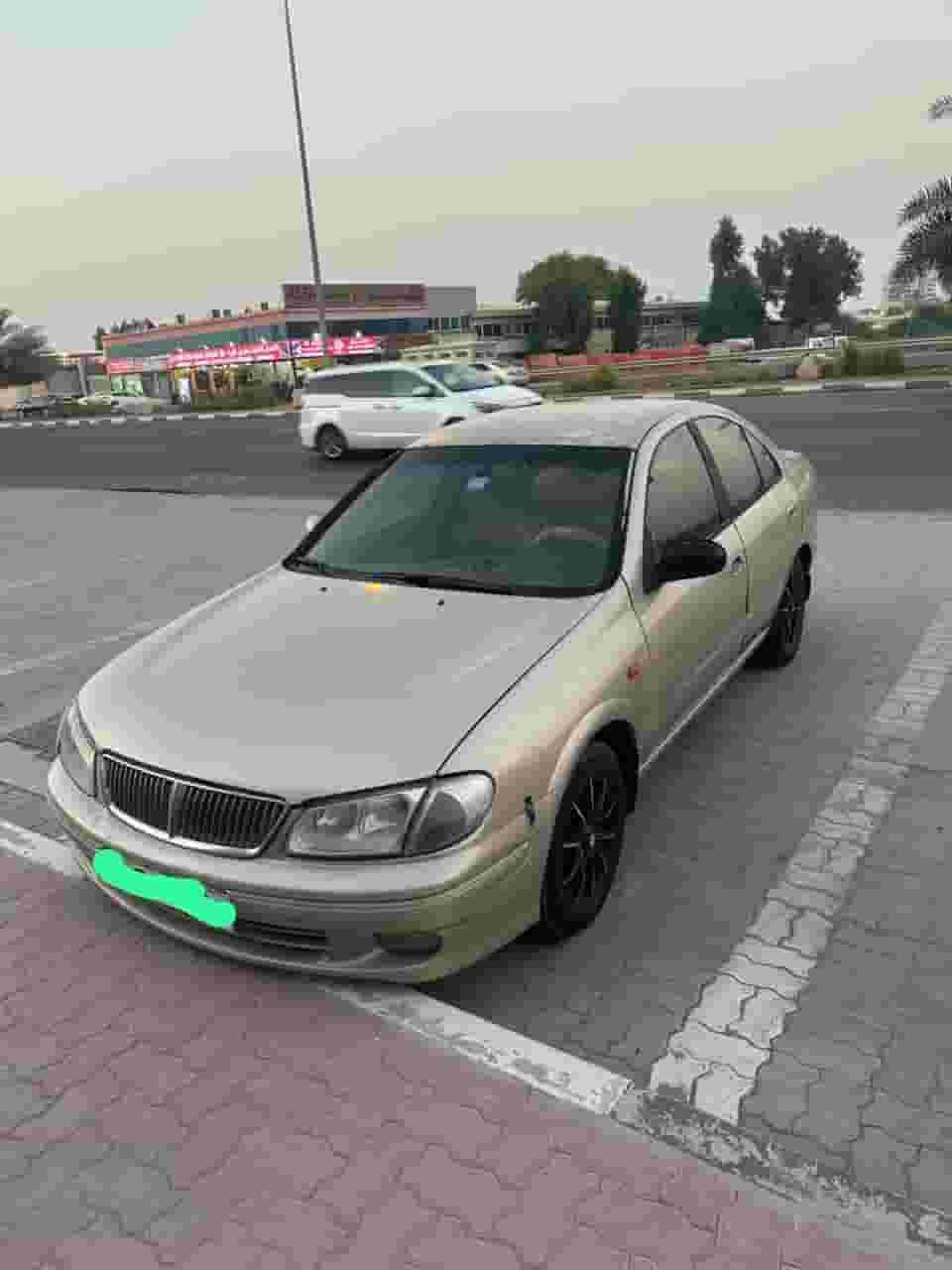 نيسان صني 2002 نيسان صني 2002