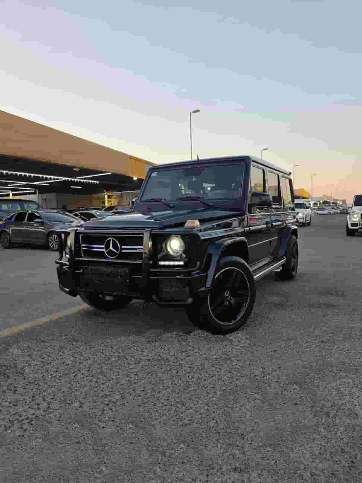 مرسيدس بنز جي 63 أي أم جي V8 4.0 لتر موديل 2015 مرسيدس بنز جي 63 أي أم جي V8 4.0 لتر موديل 2015
