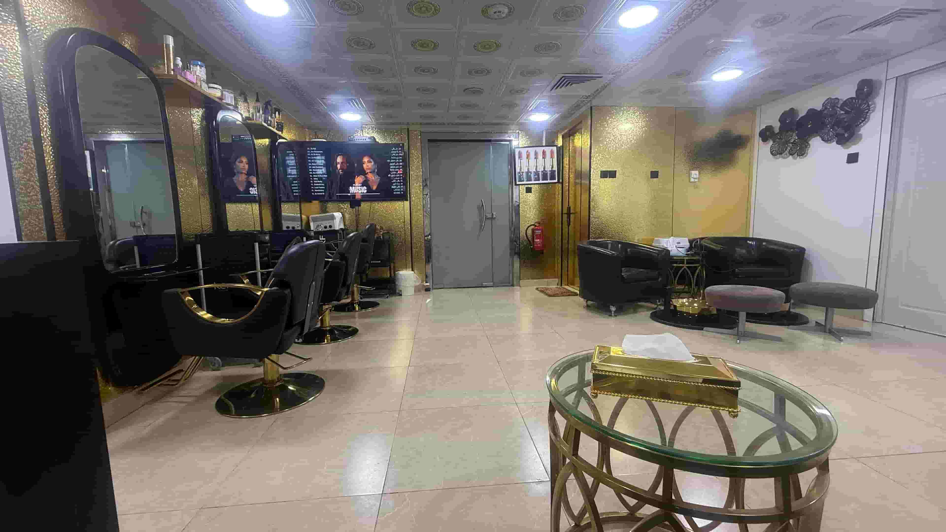صالون نسائي للبيع بالرخصة صالون نسائي للبيع بالرخصة