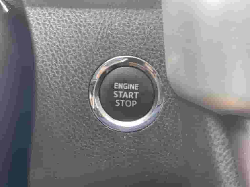 Selling Fast USED 2018 Toyota Highlander Limited AWD Selling Fast USED 2018 Toyota Highlander Limited AWD