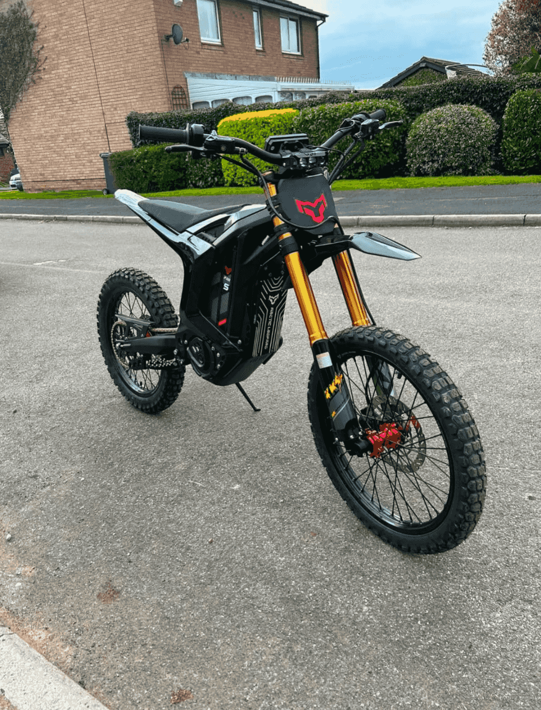 Super clean electric bike available Super clean electric bike available