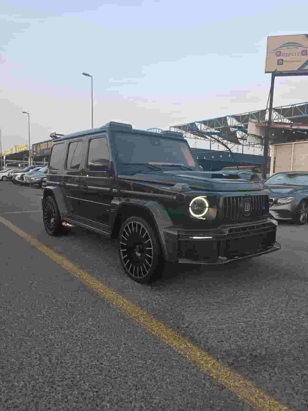 مرسيدس بنز G63 AMG V8 4.0L موديل 2021 (كيت برابوس 2025) (ليلة مزدوجة) مرسيدس بنز G63 AMG V8 4.0L موديل 2021 (كيت برابوس 2025) (ليلة مزدوجة)