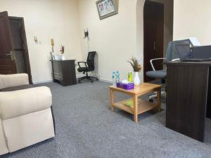 Rental offices are available with inspection and without license inspection 